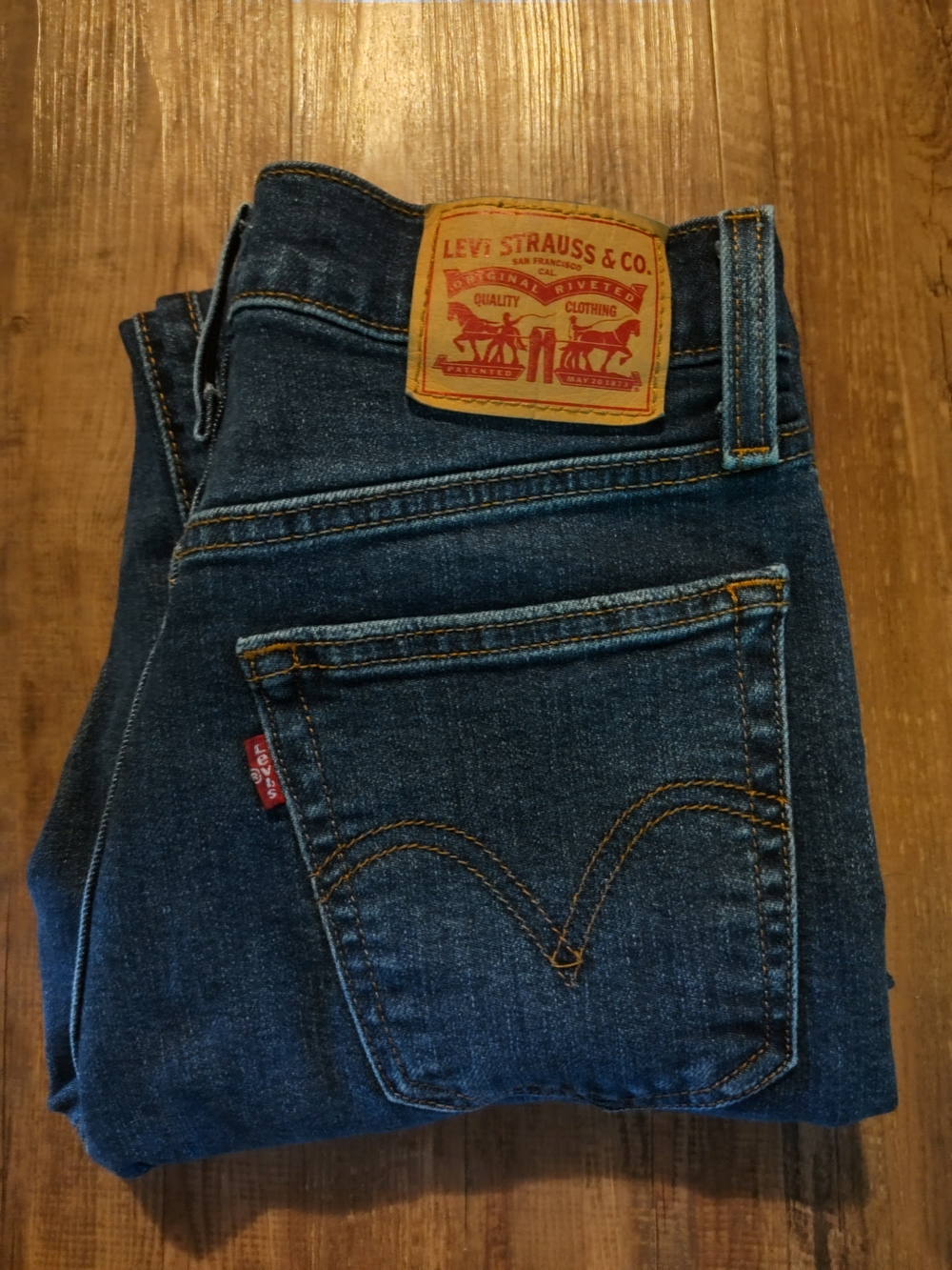 Women's Levi Wedgie Straight Button Fly Jeans Size 27 - Picture 4 of 4